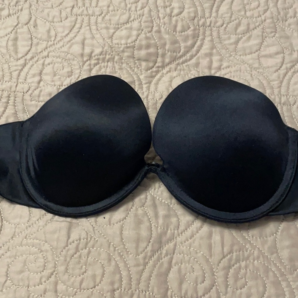 Victoria’s Secret Strapless Bra
